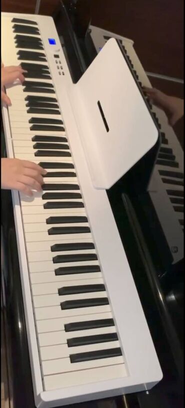 Pianolar: Piano, Rəqəmsal, Yeni, Rayonlara çatdırılma, Ünvandan götürmə, Pulsuz çatdırılma — 11