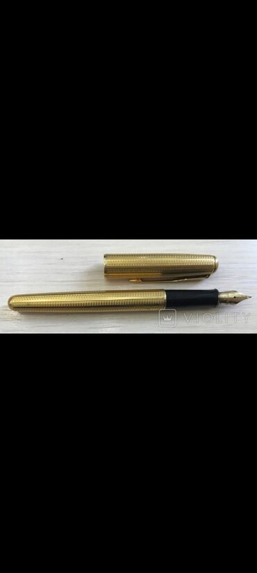 Qələmlər: Parker
18k gold qələm 
18k золота перо ручка