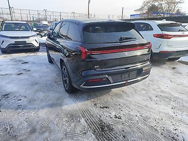 Lixiang: Lixiang : 2024 г., 1.5 л, Автомат, Гибрид, Кроссовер — 2