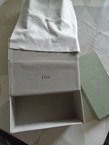 dior labelo: Christian Dior, color - Grey