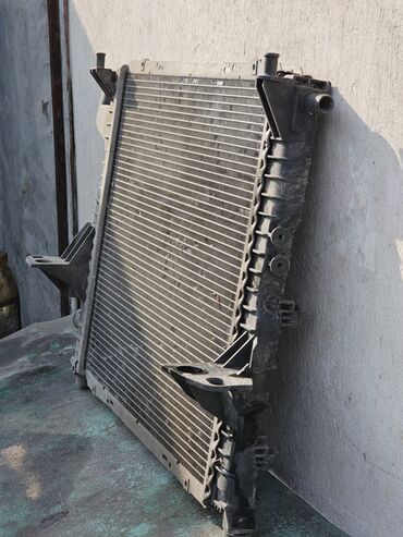 Радиаторы: Радиатор охлаждения двигателя Renault Twingo 1.2, 1997г.в. Оригинал — 6