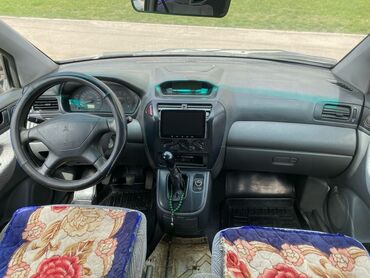 Mitsubishi: Mitsubishi Space Wagon: 1999 г., 2.4 л, Механика, Бензин, Минивэн — 10