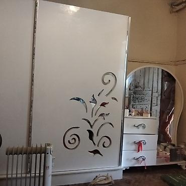 kəsim masası: Yataq otağı dəsti - Rəng: ağ, parlaq səthlər - Komplekt: ikinəfərlik — 2