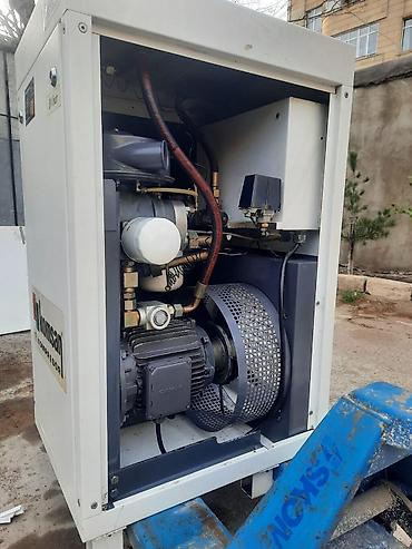Оборудование для производства: 5,5 kw Vintovoy Komsan kompressoru 2-ci eldi ama yenidən seçilmir.Biz — 3