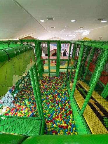 Uşaqlar üçün digər mallar: Yumşaq oyun zonalarının (soft play) sifarişlə yığılması - Uşaqlar — 6
