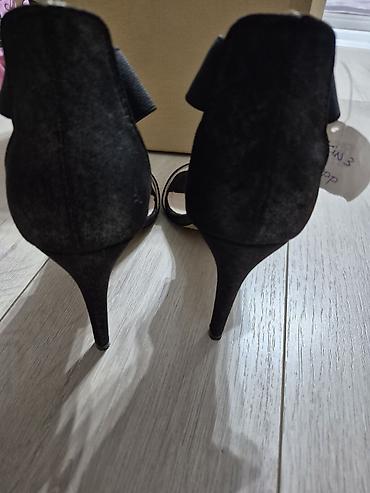 ecco cipele za žene srbija: Ženske sandale na štiklu – Bata, veličina 40 - Boja: crna - Model — 2
