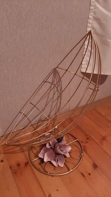 Digər dəstlər və servizlər: 16 ededdir 700 alinib 500 e satilir kim alsa taksiyle unvana — 10