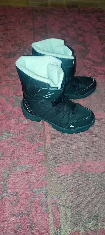 new yorker smederevo: Boots, Size - 35