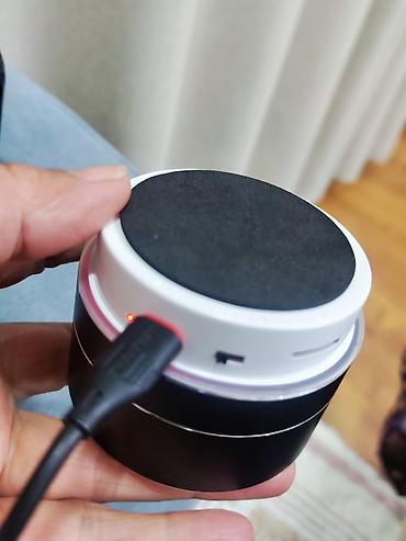 Портативная Bluetooth-колонка decmir.kg - Компактный цилиндрический at lalafo.kg Портативная Bluetooth-колонка decmir.kg - Компактный цилиндрический