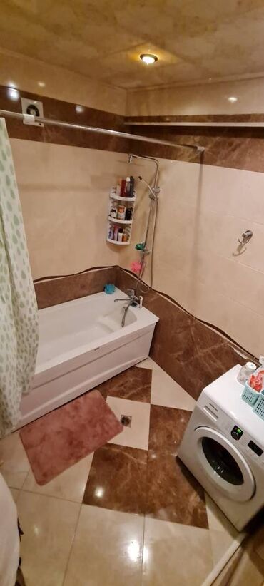 Yeni tikili: 3 otaqlı, Yeni tikili, m. Nəriman Nərimanov, 135 kv. m -da lalafo.az — 11 Yeni tikili: 3 otaqlı, Yeni tikili, m. Nəriman Nərimanov, 135 kv. m — 11