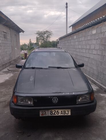 7 ка: Volkswagen Passat: 1991 г., 2 л, Механика, Газ, Универсал