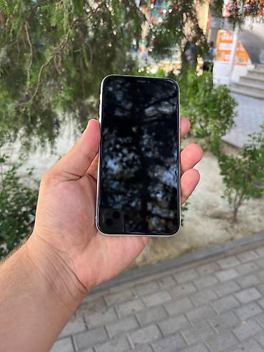 dubai iphone 11: IPhone 11, 128 GB, Ağ — 3