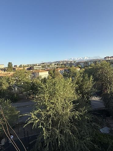 Продажа квартир: 3 комнаты, 68 м², Индивидуалка, 5 этаж at lalafo.kg — 10 Продажа квартир: 3 комнаты, 68 м², Индивидуалка, 5 этаж — 10