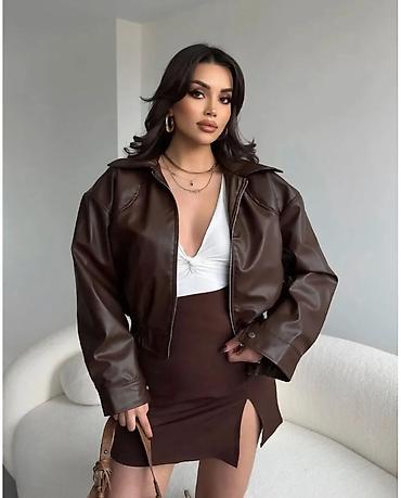 kisi deri kurtkalar: Qadınlar üçün qısa dəri görünümlü jaket (süni dəri) - Rəng: tünd — 1