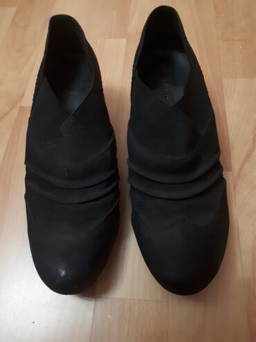 crna cipkana haljina i cipele: Gležnjače, 40