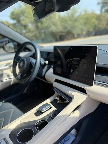 geely m: Zeekr 001: | 2022 г. Лифтбек — 9