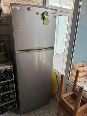 Otaq qapıları: Soyuducu Satılır lalafo.az -da Otaq qapıları: Soyuducu Satılır