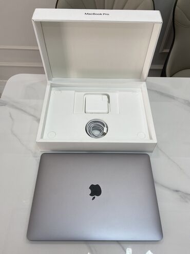 чехлы на поко: Apple, 8 ГБ ОЭТ, Apple M2, 13.3 ", Колдонулган, эс тутум SSD