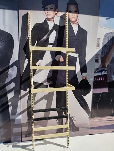 Торговля: Продаю оборудование,мебель в связи закрытием магазина одежды есть всё — 14