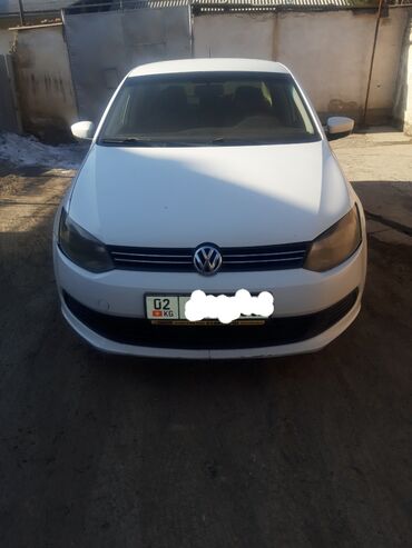 машина голф2: Volkswagen Polo: 2013 г., 1.6 л, Механика, Бензин, Седан