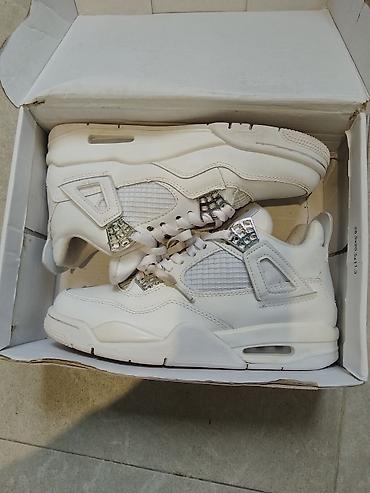 shoe: Мужские кроссовки, 39, Air Jordan, Б/у, цвет - Белый, Самовывоз — 5