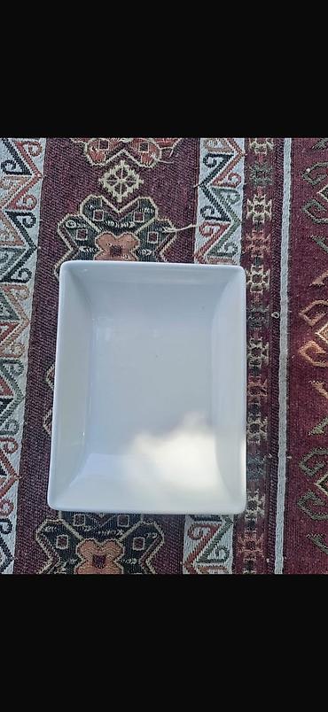 kafe avadanliqlari satilir: Kafe/Restoran üçün aşağıda qeyd olunan əşyalar satılır.Çox az istifadə — 4