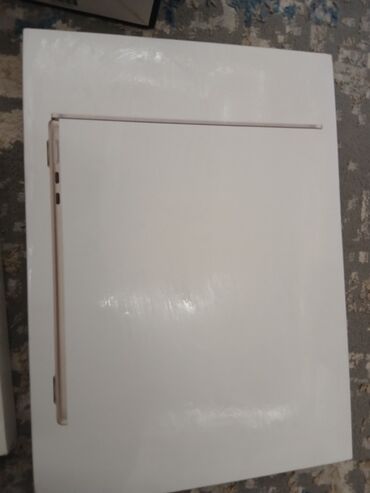 программирование компьютеров: Планшет, Apple, память 256 ГБ, 13" - 14", Wi-Fi, Новый, Классический цвет - Золотой