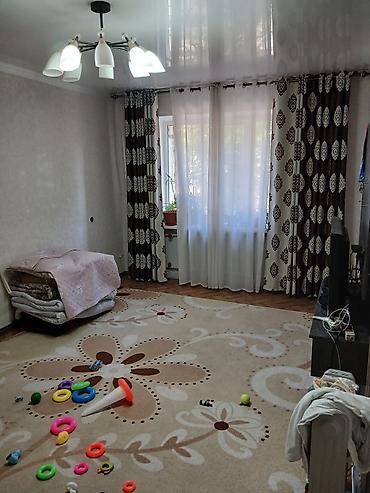 советский квартира: 3 комнаты, 1 м², 1 этаж, Старый ремонт — 3