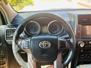 фольксваген поло л с: Toyota Land Cruiser Prado, ağ rəng, 5 qapı, tam ölçülü SUV — 5