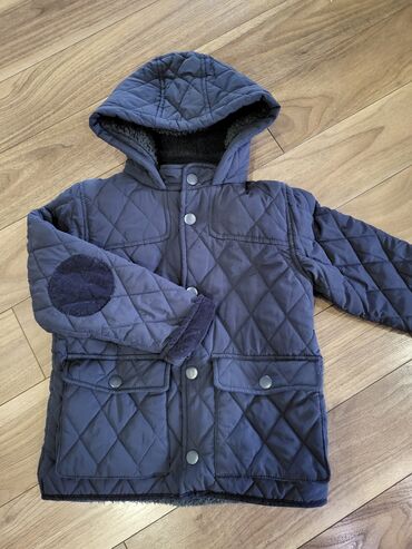 леопардовые вещи: Детская стеганая куртка с капюшоном, фирма - Модель: стеганая куртка