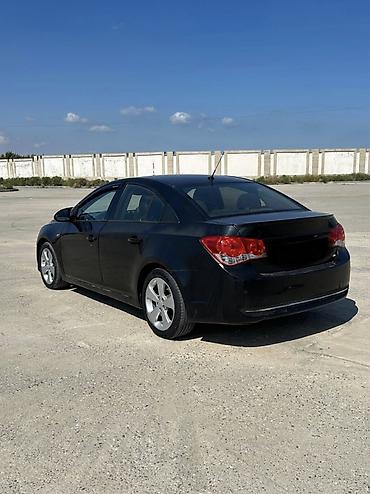 kia rio 2007: Chevrolet Cruze: 1.6 l | 2010 il 197965 km Sedan — 4