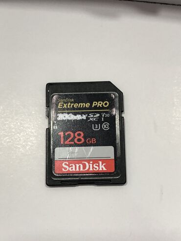 телефоны fly 4: Kartı 1 həftə özüm işlətmişəm, yenidir. 
- 128GB/200MB/V30/3/ 10