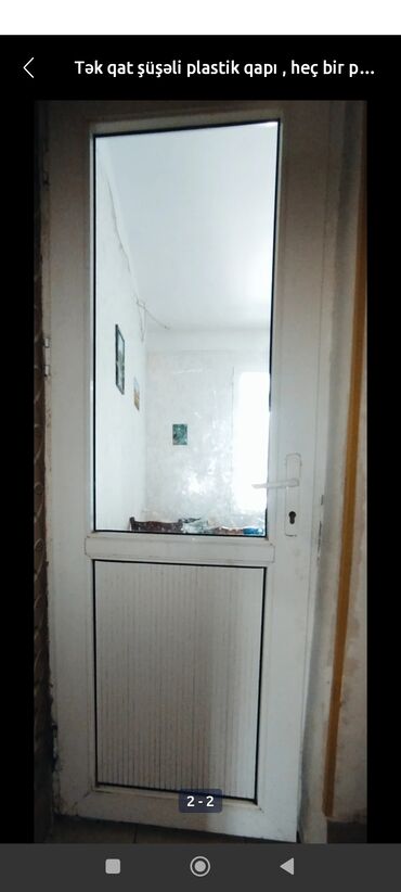 Самоклеящиеся обои: Heç bir problemi yoxdur. Sağlam vəziyyətdədir. 280/80olcudə