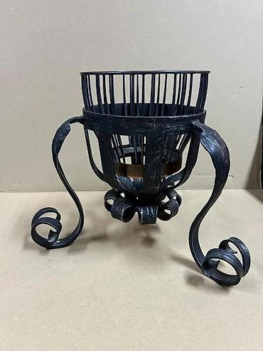 Žardinjere: Kovane gvozdene postolje/korpa za cveće - Materijal: kovan gvožđe — 4