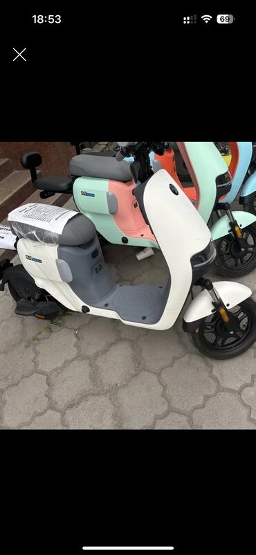 Башка мотоциклдер жана мопеддер: Ломбард продает чисто фирменный электромопед от xiaomi