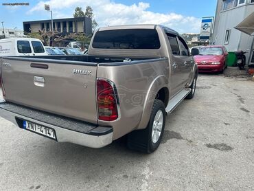 Toyota: Toyota Hi-Lux: 3 l. | 2010 έ. Πικάπ — 3