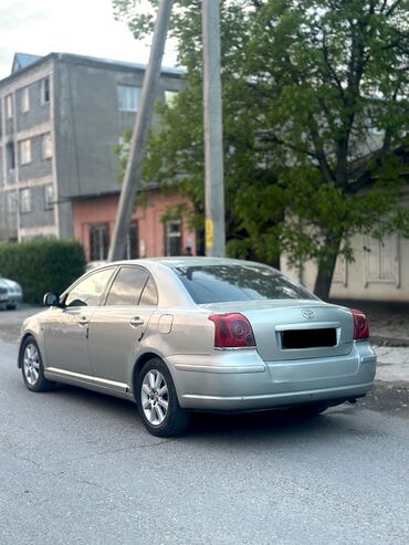 Toyota: Toyota Avensis: 2004 г., 2 л, Автомат, Бензин, Седан
