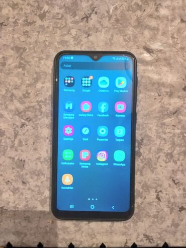 telefon ekranlari: Samsung A10, 32 GB, rəng - Mavi, İki sim kartlı