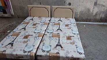 Кровати: Çarpayi
Tezedir hazirlari var
Çatdrilma var munasib qymete — 4