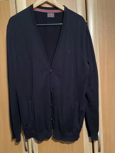 свитер мужской: Кардиган мужской Esprit, Германия. Состояние нового, размер L XL