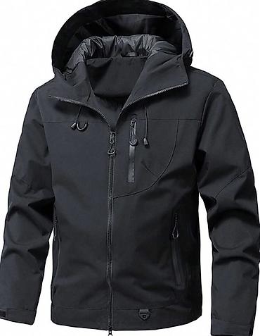 Kurtkalar: Kişi üçün qara rəngli kapüşonlu yüngül jaket - Minimalist dizayn — 1