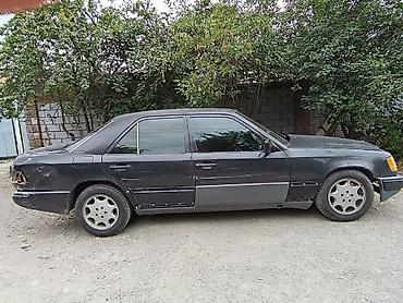 x class: Mercedes-Benz W124: 1992 г., Седан — 3