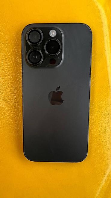 Apple iPhone: IPhone 14 Pro, Б/у, 128 ГБ, Черный, Наушники, Зарядное устройство, Защитное стекло, 76 % — 2