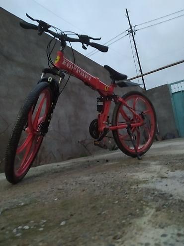 boyuk velosiped: Ferrari qatlanan dağ velosipedi, qırmızı rəngdədir və qatlanan — 2