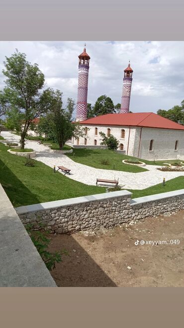 dönerci isi: Ofisiant tələb olunur, Restoran, Gündəlik ödəniş, 18-29 yaş, 1-2 illik təcrübə