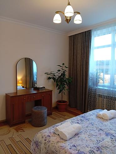 Günlük kirayə evlər: 180 kv. m, 4 otaqlı, İşıq — 25