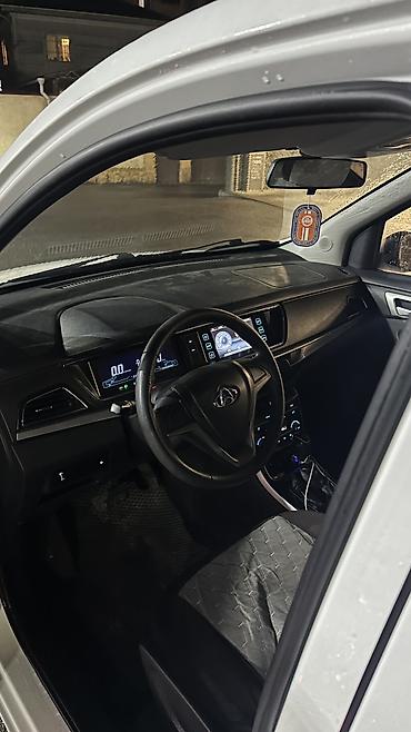 Changan: Changan Auchan A600 EV: 2019 г., Робот, Электромобиль, Минивэн — 15