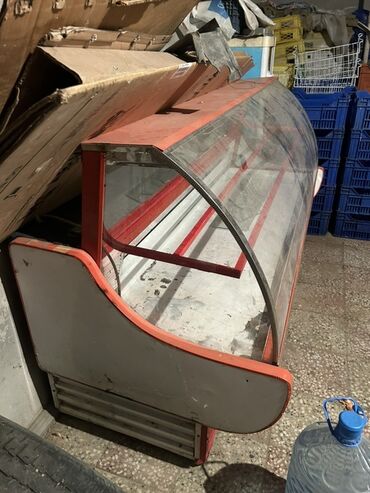 soyuducu alanlar: Mağaza üçün soyuducu vitrin Əla vəziyətdədir qazi yeni vurulub işlək