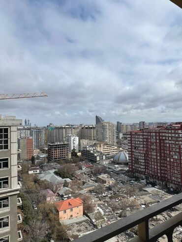 Uzunmüddətli kirayə mənzillər: 28May metrosu, Təbriz küçəsində, Triumf yaşayış kompleksində 16 — 10