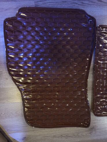 Avtomobil üçün ayaqaltı: Avtomobil üçün ayaqaltı, Yeni, Dəri, RENAULT Ünvandan götürmə — 3